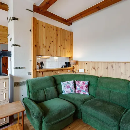 Cosy Holiday Home With Private Pool