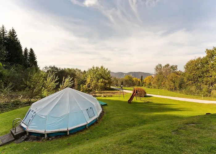 Alpine Hut In Near Area Vakantiehuis *